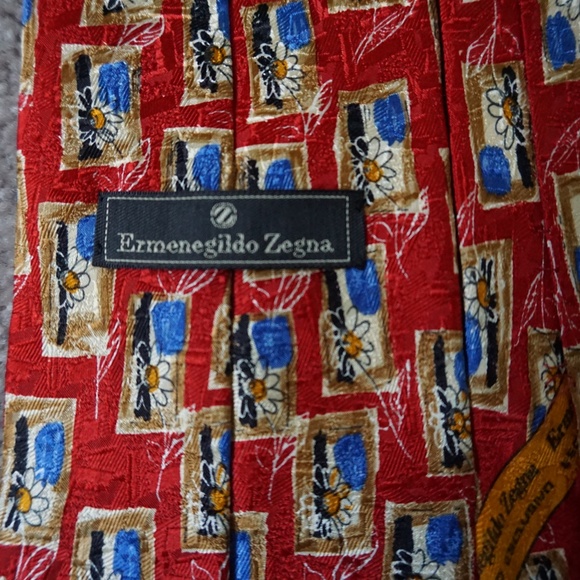 Ermenegildo Zegna Exclusive Design Tie 100% Silk - Picture 3 of 5